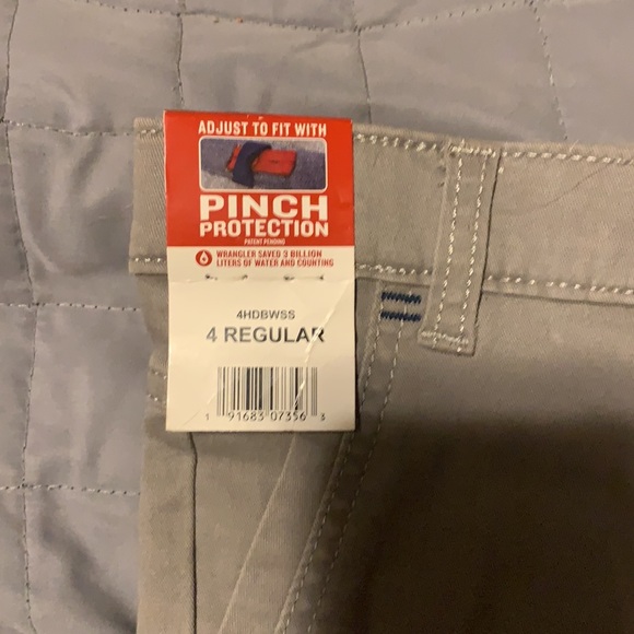 Boys shorts (4 Regular) - Picture 3 of 5